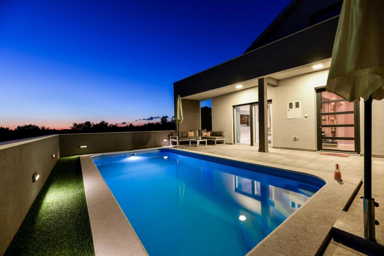 Luxurious Villa Natali Pridraga Exterior foto